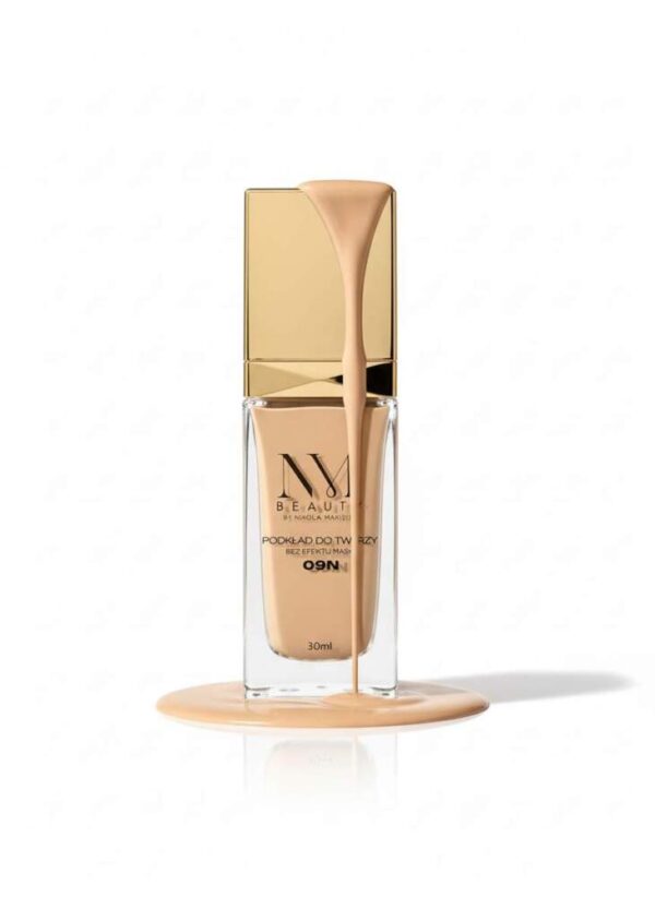 09npng Podkład NM Beauty kolor: 09N